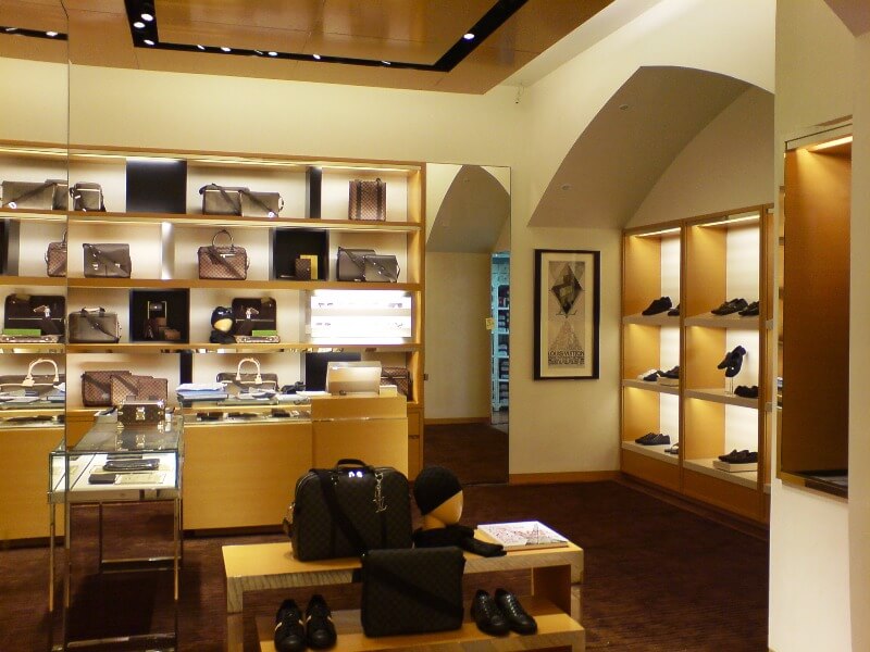 Louis Vuitton, The Taj Mahal - BHAAVYA INTERIORS LLP